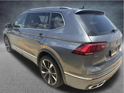 Used 2022 Volkswagen Tiguan SEL R-Line AWD/4WD image 6