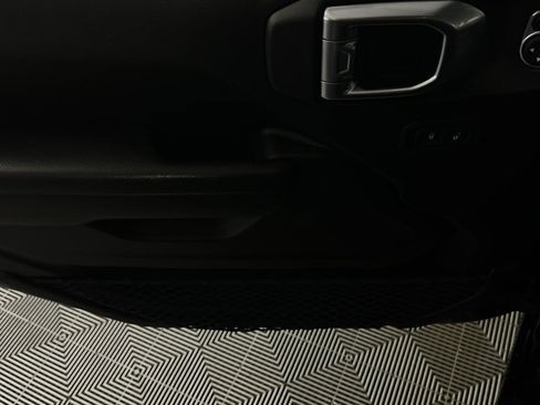 Used 2023 Jeep Wrangler Unlimited Rubicon 4xe w/ Steel Bumper Group image 25