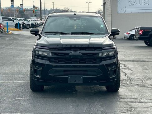 Used 2023 Ford Expedition Limited image 10
