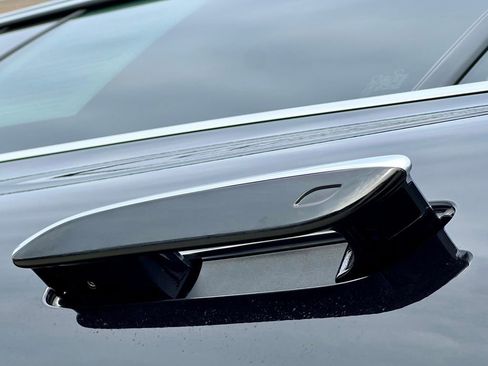 Certified 2024 Mercedes-Benz EQS 580 4MATIC Sedan image 12