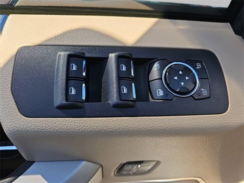 Used 2016 Ford F150 Lariat w/ Equipment Group 502A Luxury image 28