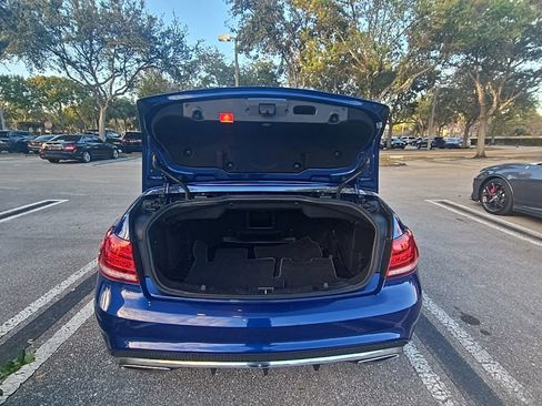 Used 2017 Mercedes-Benz E 400 E 400 image 34