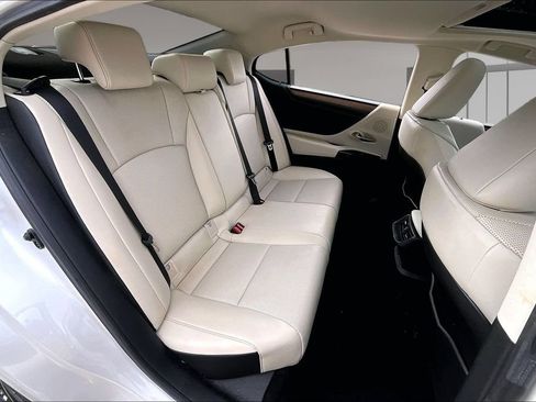 Used 2025 Lexus ES 350 w/ Premium Package FWD image 29