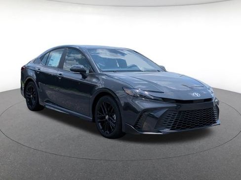 New 2026 Toyota Camry SE FWD image 8