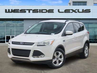 Used 2016 Ford Escape SE w/ SE Leather Comfort Package