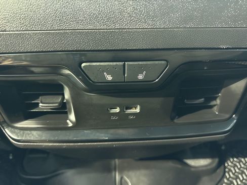 Used 2024 GMC Sierra 1500 AT4 w/ AT4 Premium Package image 14