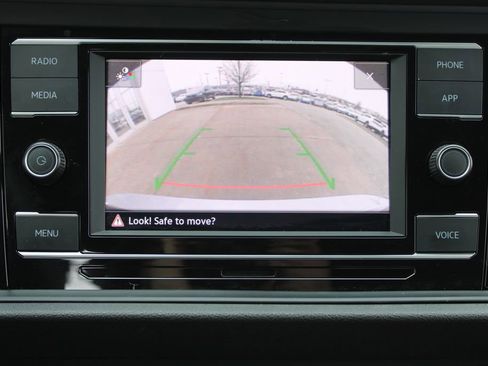 Certified 2024 Volkswagen Jetta Sport image 15