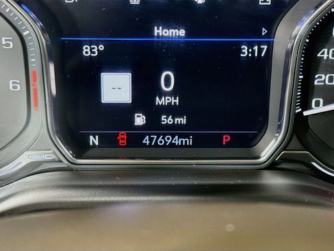 Used 2021 GMC Yukon Denali w/ Denali Premium Package AWD/4WD image 16