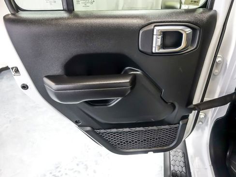 Used 2021 Jeep Wrangler Unlimited Sport AWD/4WD image 26