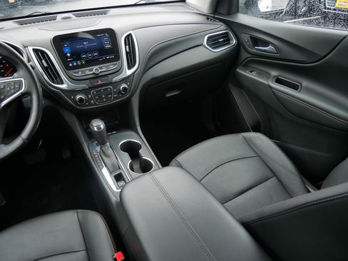 Used 2021 Chevrolet Equinox Premier image 11