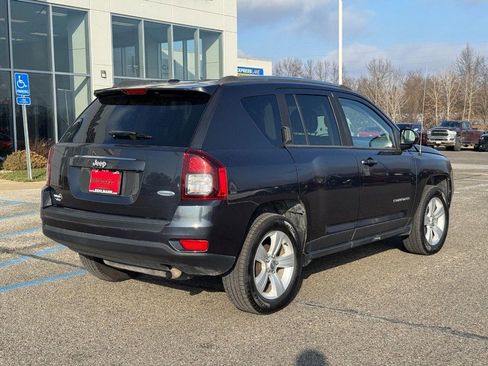 Used 2014 Jeep Compass Latitude w/ Sun/Sound Group image 4