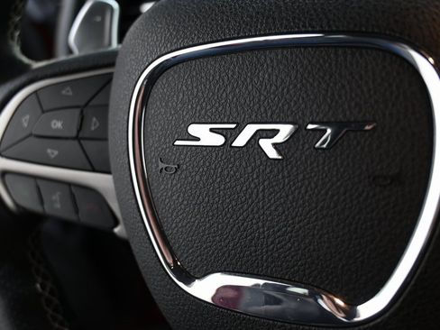 Used 2017 Dodge Challenger SRT Hellcat image 26