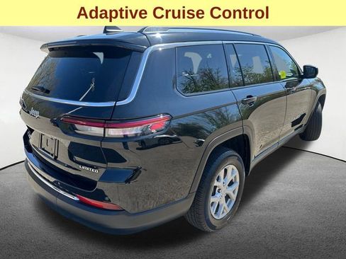 Used 2023 Jeep Grand Cherokee L Limited AWD/4WD image 10