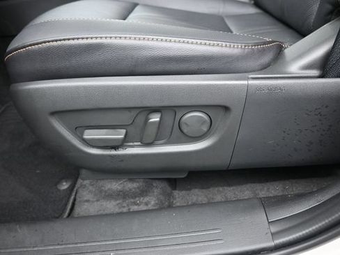 Certified 2026 MAZDA CX-90 3.3 Turbo w/ Preferred Package AWD/4WD image 17
