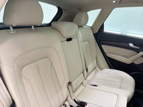 Used 2022 Audi Q5 2.0T Premium Plus AWD/4WD image 28
