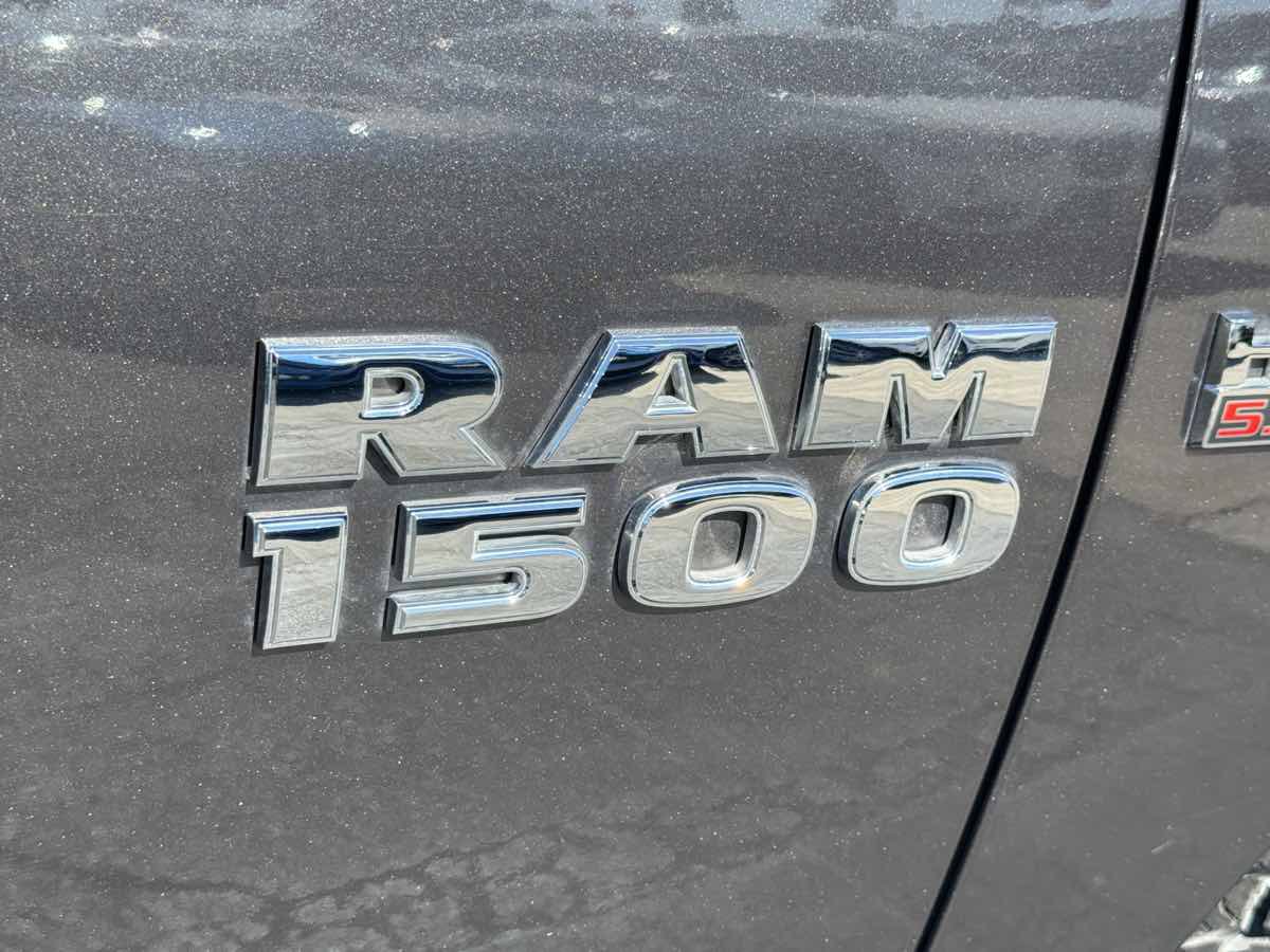 Used 2017 RAM 1500 Express AWD/4WD image 8