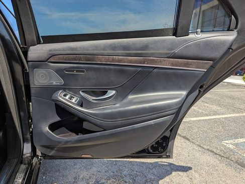 Used 2019 Mercedes-Benz S 450 4MATIC Sedan image 40