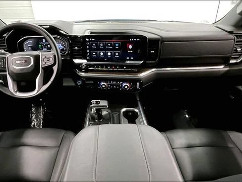 Used 2024 GMC Sierra 1500 Elevation w/ Elevation Premium Package AWD/4WD image 18