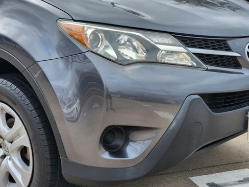 Used 2015 Toyota RAV4 LE image 5