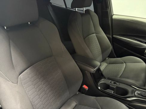 Used 2024 Toyota Corolla SE w/ SE Package FWD image 41
