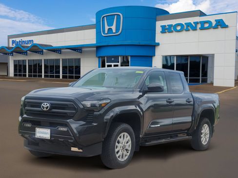Used 2024 Toyota Tacoma SR5 AWD/4WD image 2