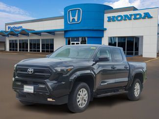Used 2024 Toyota Tacoma SR5 AWD/4WD video 2