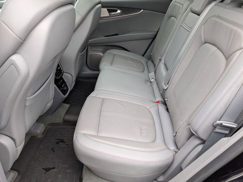 Used 2019 Lincoln Nautilus Reserve w/ Ultimate Package image 44