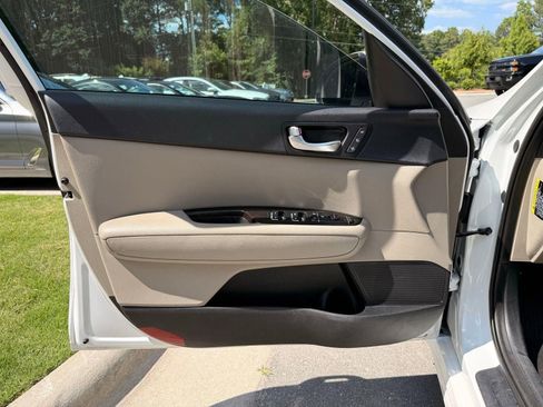 Used 2016 Kia Optima EX FWD image 18