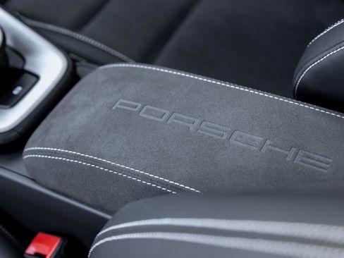 Used 2024 Porsche 911 GT3 image 30