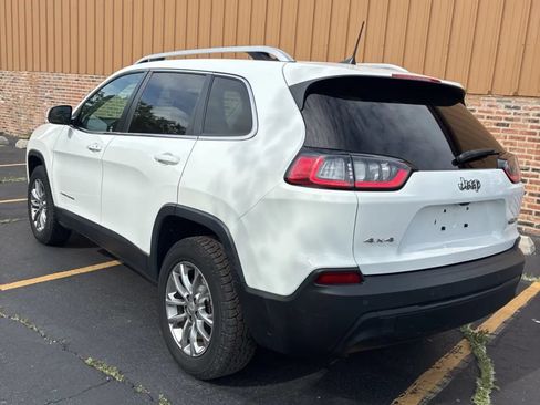 Used 2021 Jeep Cherokee Latitude Plus AWD/4WD image 2
