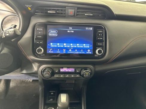 Used 2022 Nissan Kicks SR w/ Premium Package image 21
