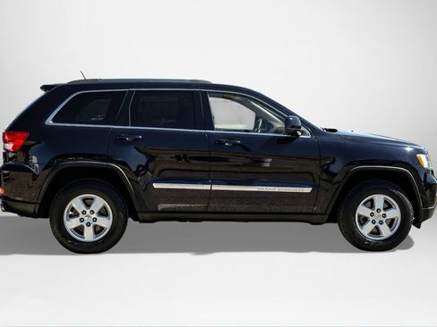 Used 2011 Jeep Grand Cherokee Laredo w/ Security & Convenience Group image 5