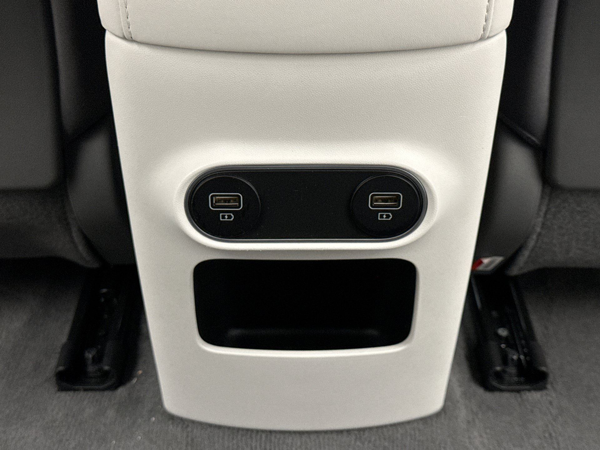 Used 2024 Hyundai Ioniq 5 SEL AWD/4WD image 16