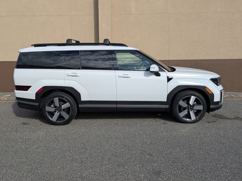 New 2026 Hyundai Santa Fe Limited image 3