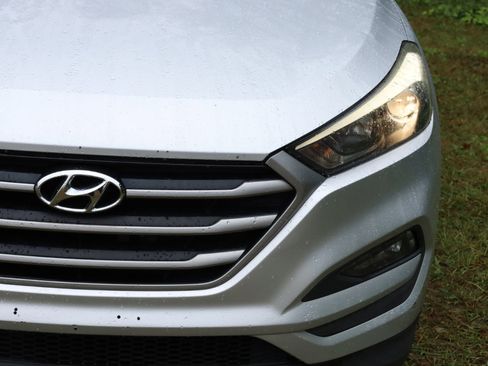Used 2018 Hyundai Tucson SEL image 19
