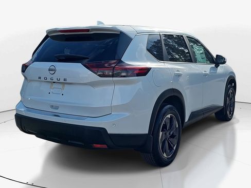 New 2026 Nissan Rogue SV FWD image 6