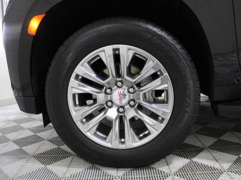 Used 2024 GMC Yukon XL Denali image 46