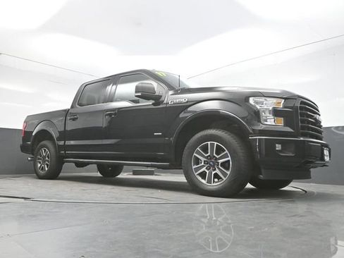 Used 2017 Ford F150 XLT w/ Equipment Group 302A Luxury AWD/4WD image 29