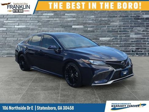 Used 2022 Toyota Camry XSE w/ Navigation Package FWD image 8