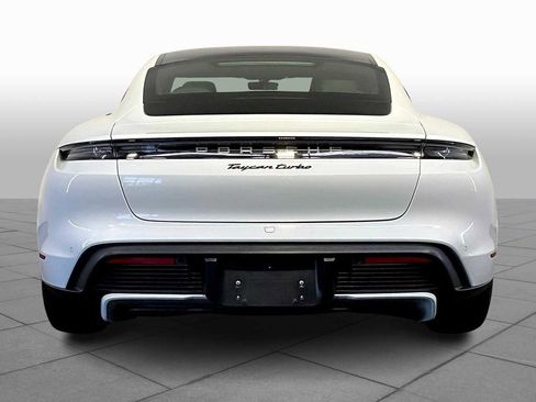 Used 2020 Porsche Taycan Turbo image 4