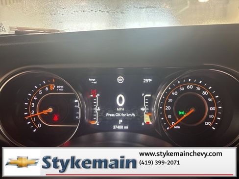 Used 2021 Jeep Gladiator Sport image 19