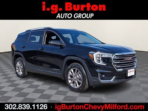 Used 2022 GMC Terrain SLT w/ Infotainment Package II image 1