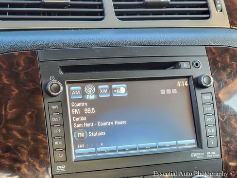 Used 2013 GMC Sierra 2500 Denali w/ Suspension Package, Off-Road image 23