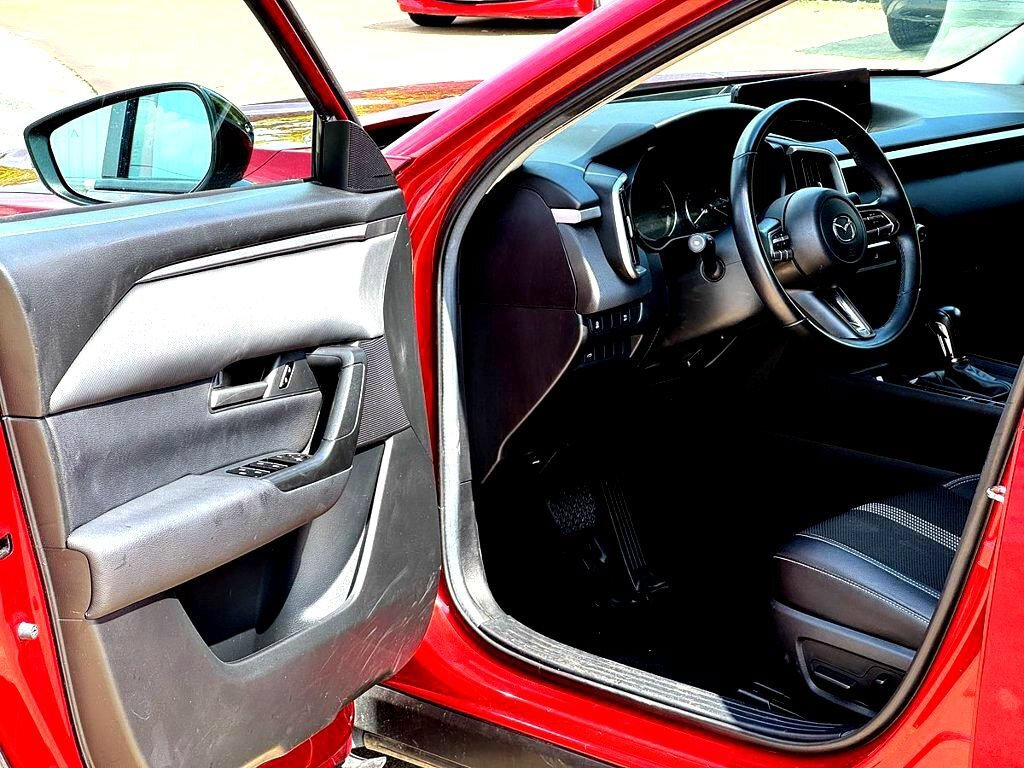 Used 2025 MAZDA CX-50 AWD 2.5 S w/ Preferred Package image 11