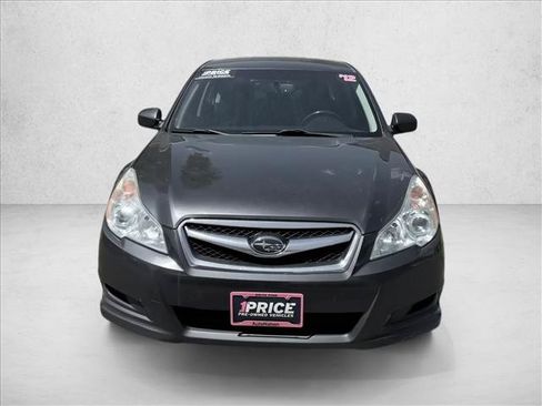 Used 2012 Subaru Legacy 2.5i Premium AWD/4WD image 2