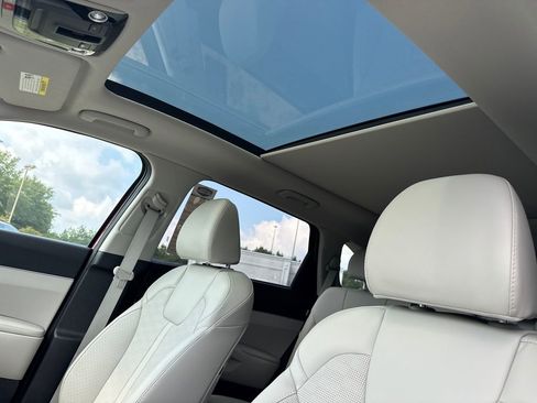 New 2025 Kia Sorento S w/ Panoramic Sunroof Package image 33