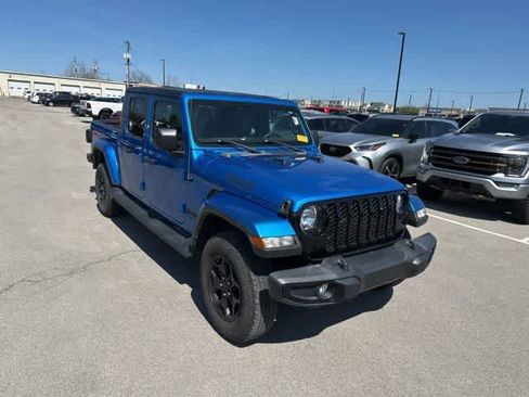 Used 2021 Jeep Gladiator Sport image 20