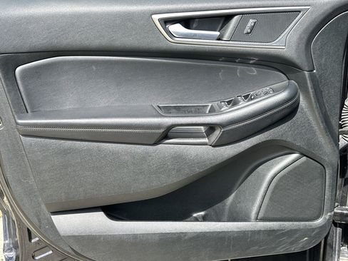 Used 2022 Ford Edge SEL image 10