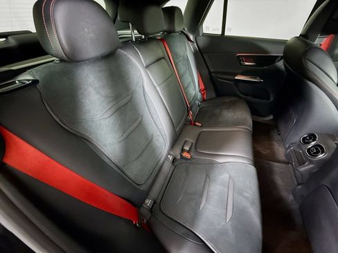 Used 2024 Mercedes-Benz GLC 43 AMG 4MATIC image 29