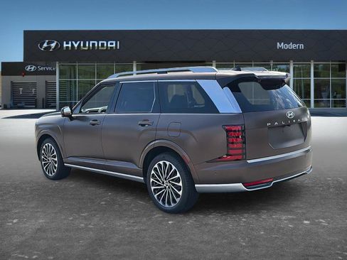 New 2026 Hyundai Palisade Calligraphy FWD image 4